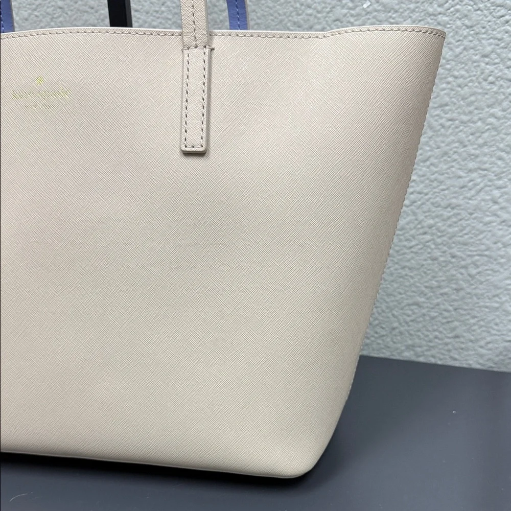 Kate Spade Beige Tote with periwinkle Interior